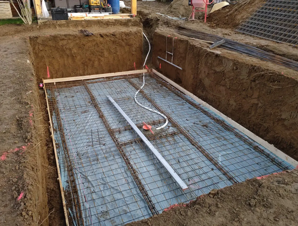 Piscine en construction à Saint-Marcel-lès-Valence