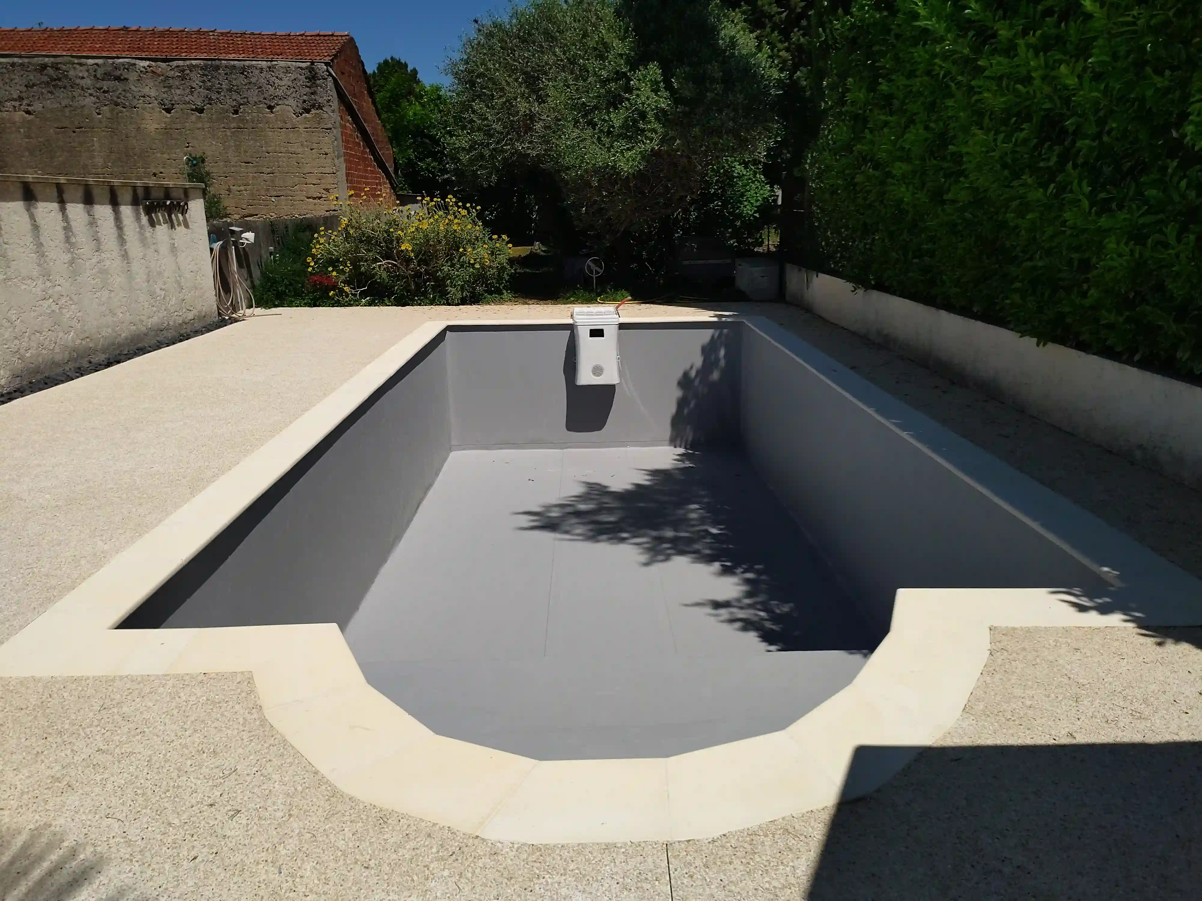 Structure de bassin sur mesure à Châteauneuf-sur-Isère