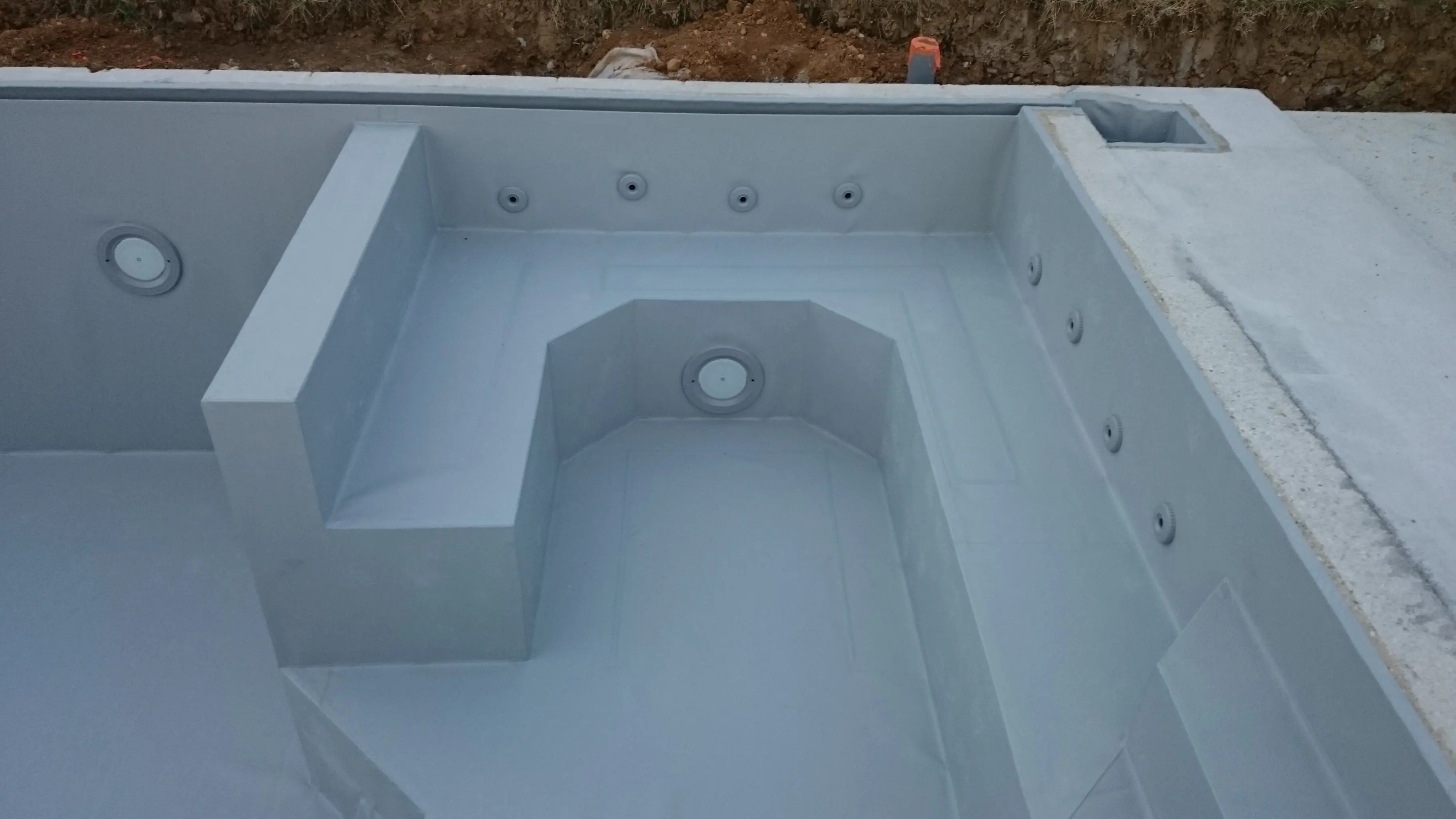 Structure de bassin sur mesure à Saint-Péray