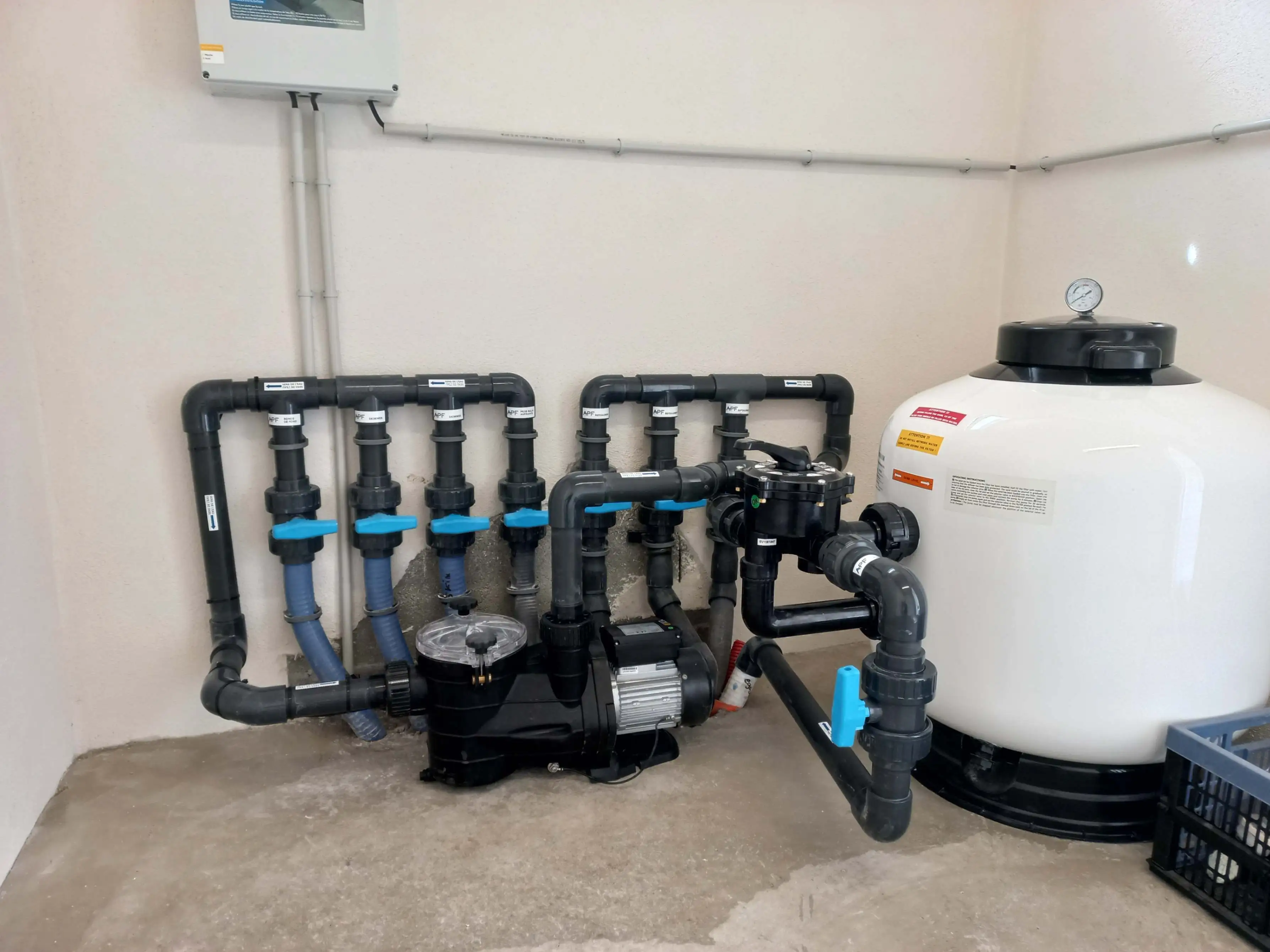 Étape d'étanchéité pour piscine à La Roche-de-Glun