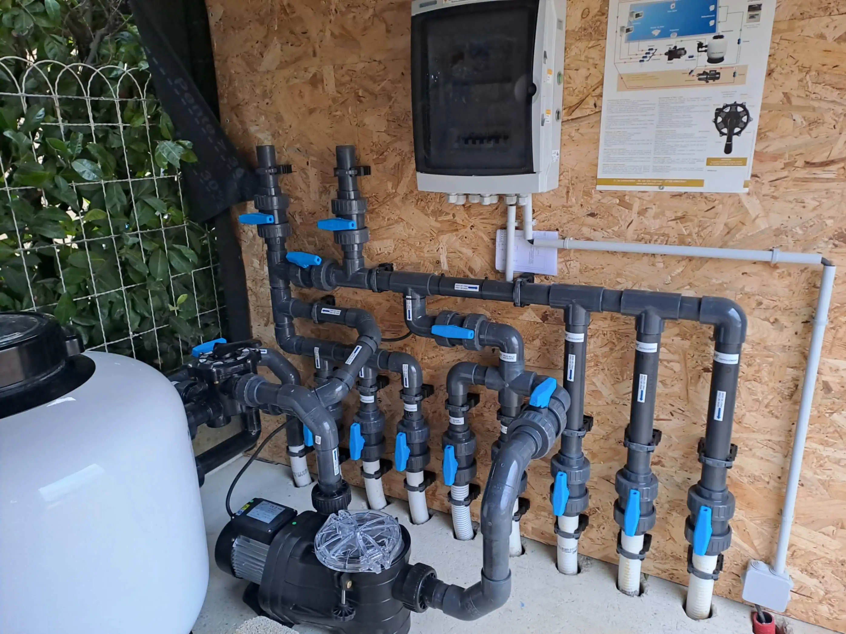 Étape d'étanchéité pour piscine à Saint-Péray