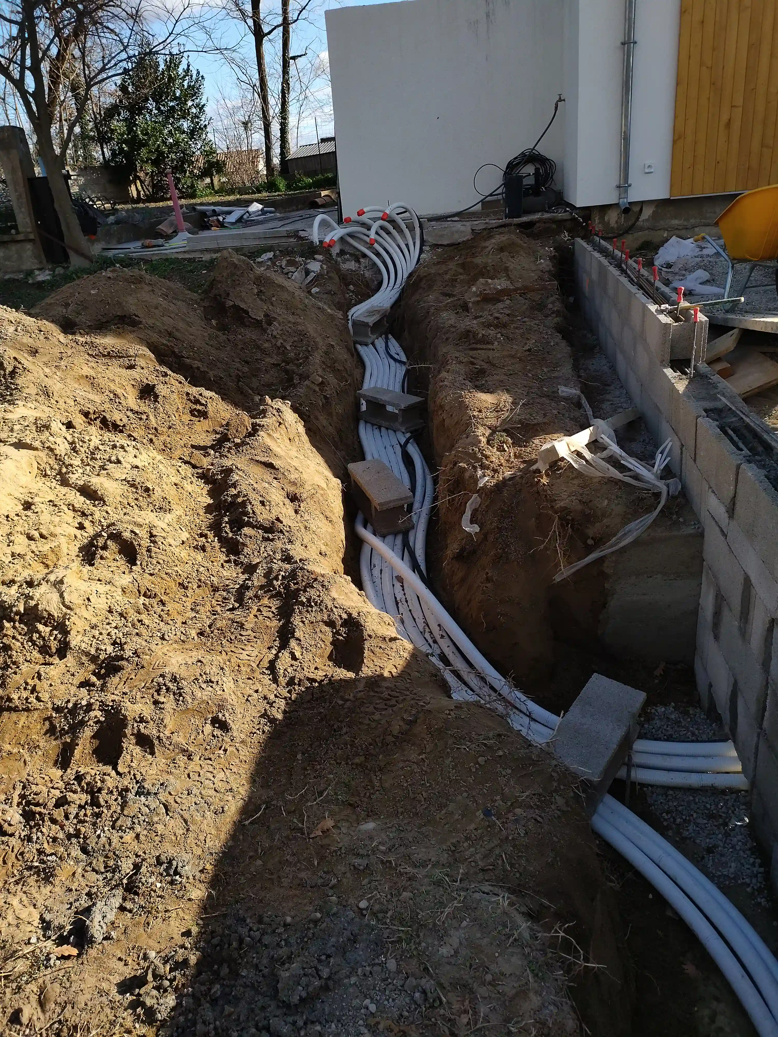 Préparation du bassin avant finitions à Saint-Marcel-lès-Valence