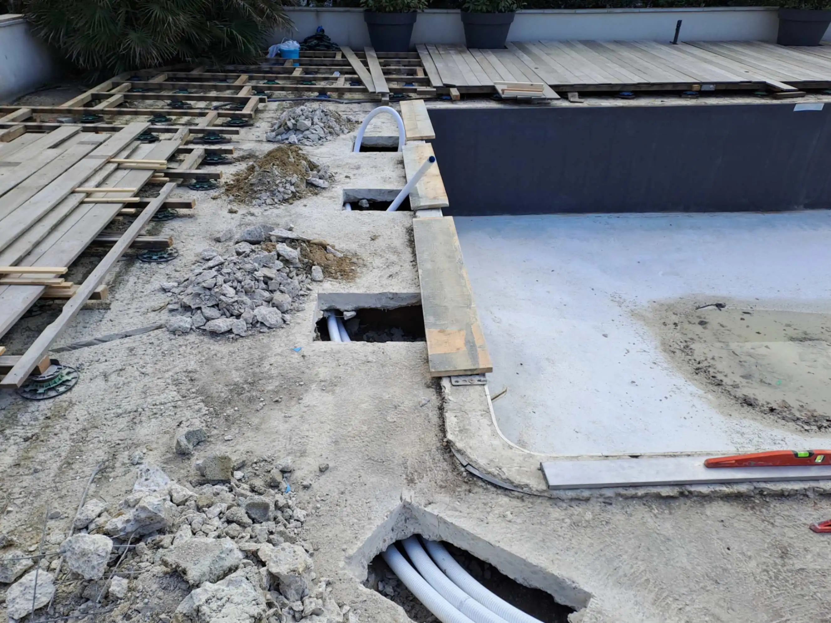 Préparation du bassin avant finitions à Mercurol-Veaunes