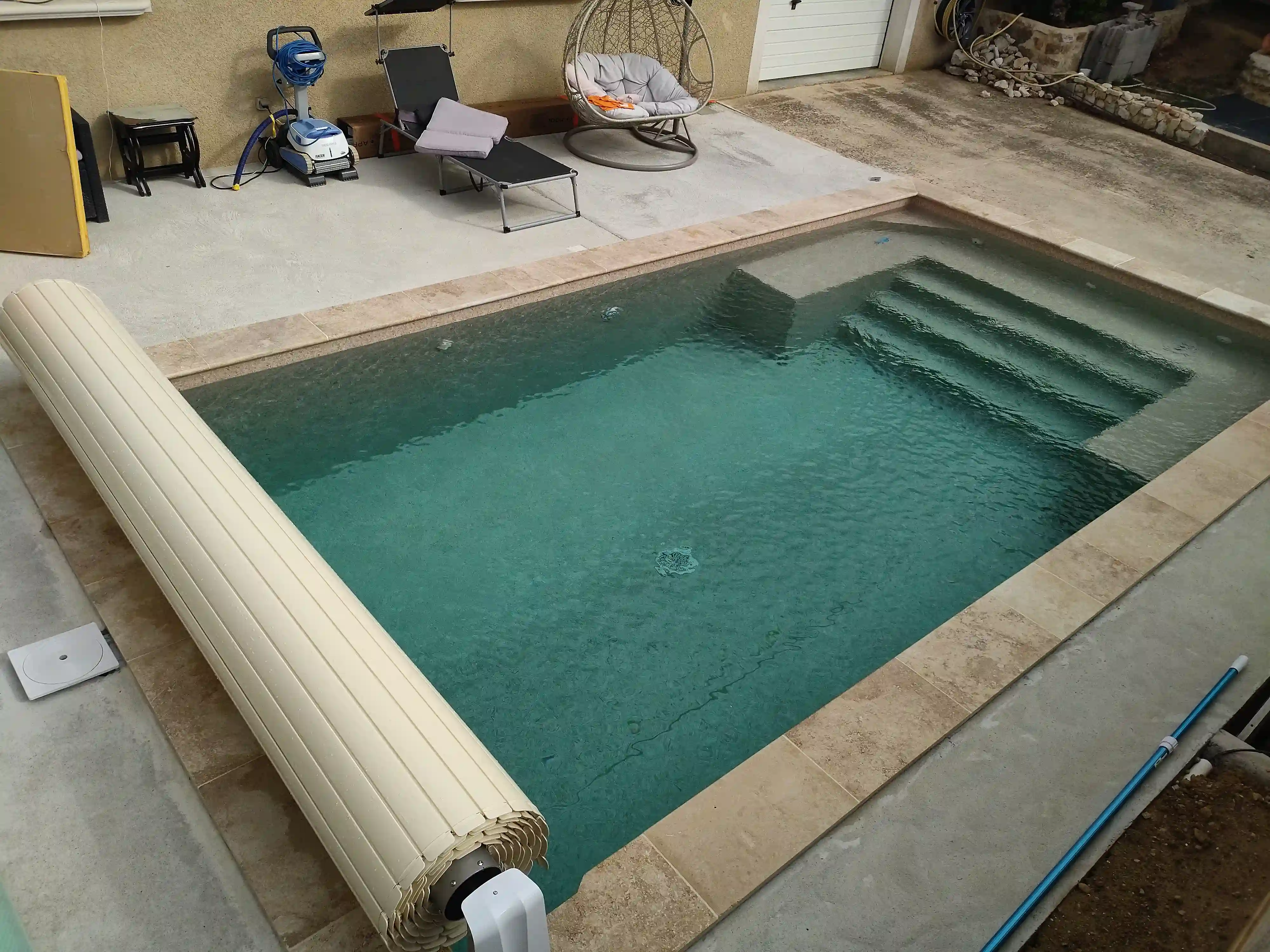 Piscine moderne réalisée à Pont-de-l'Isère