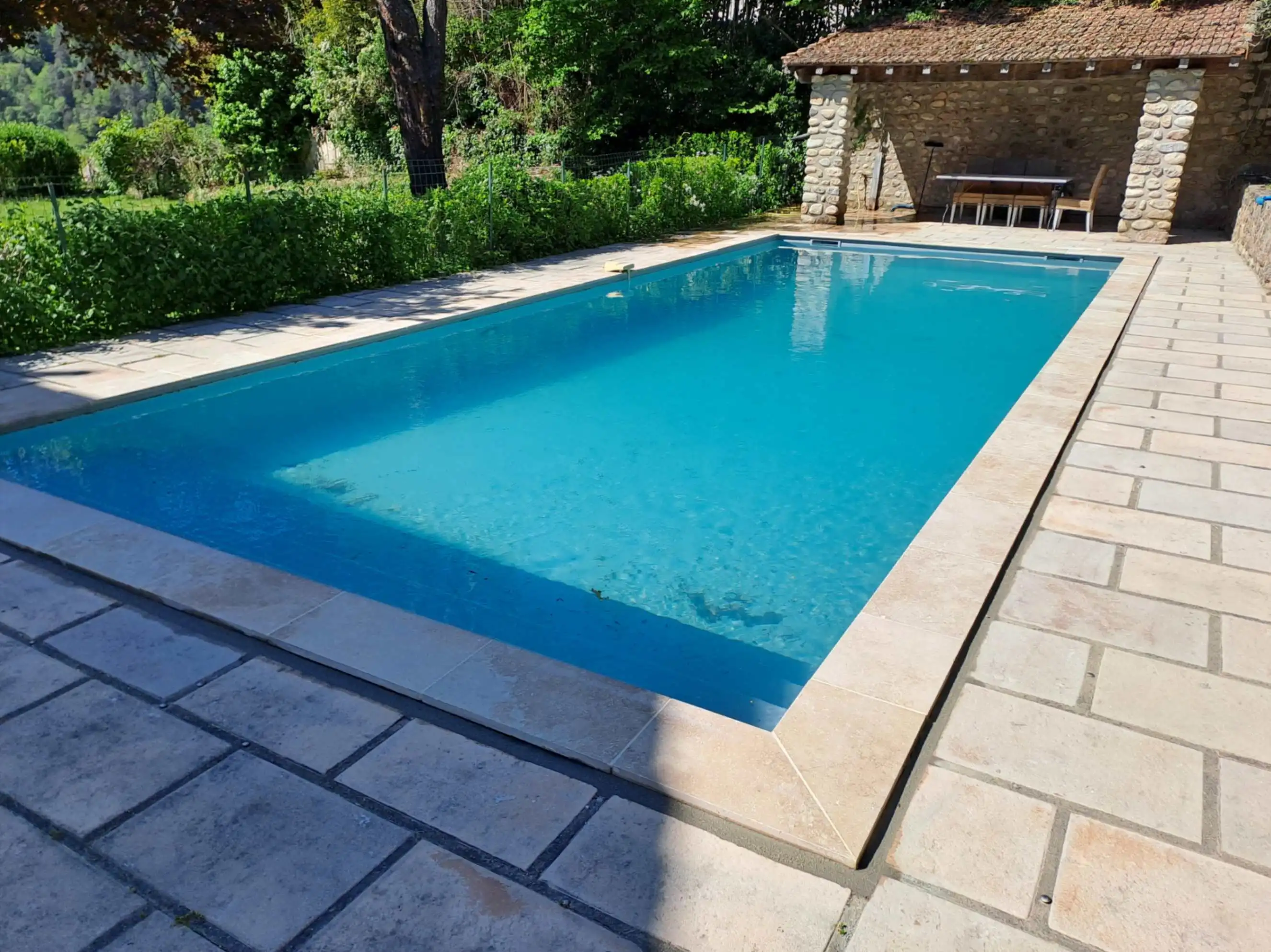 Piscines finies - renovation etancheite 023