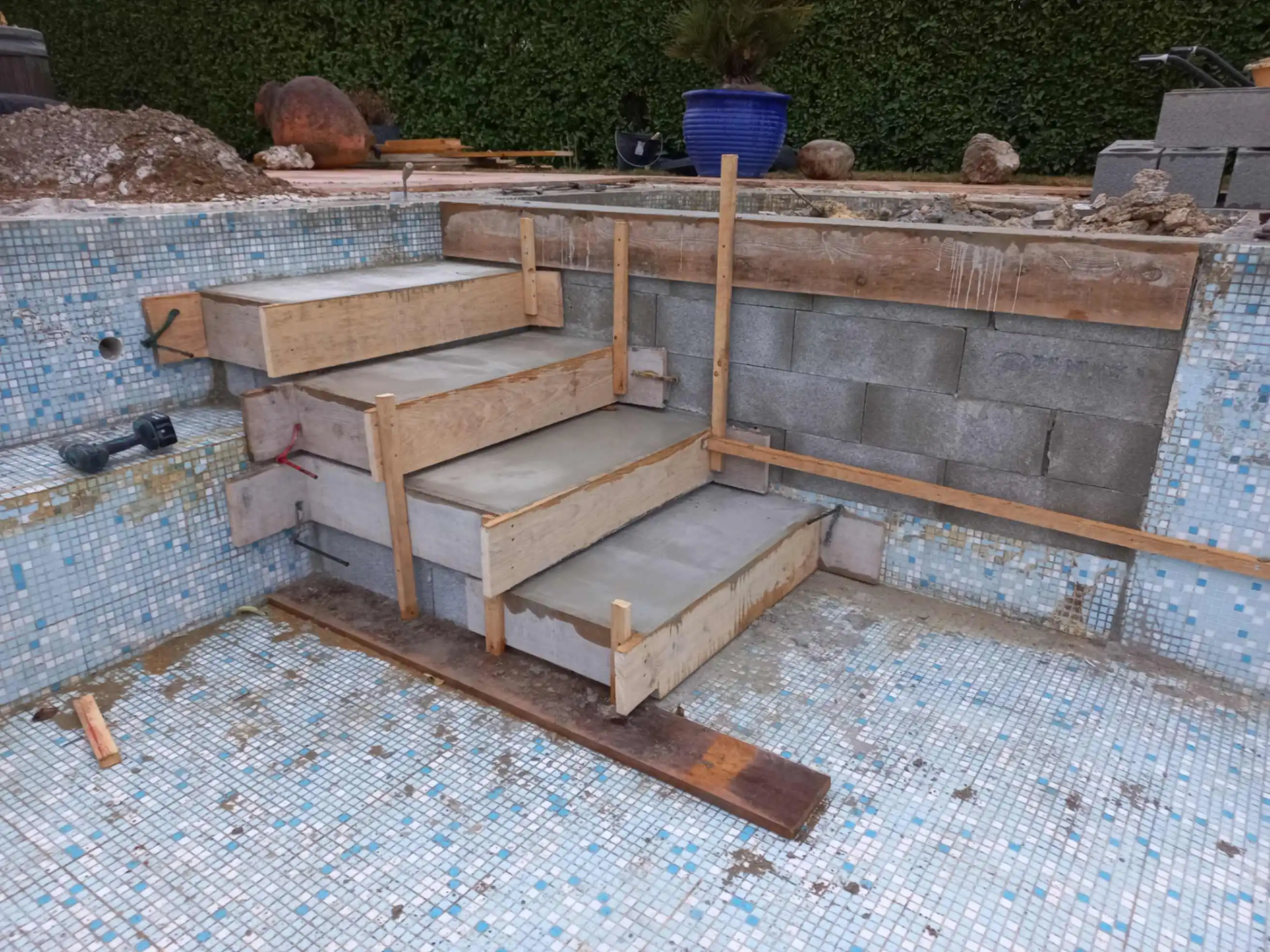 Détail technique d'une piscine à Portes-lès-Valence