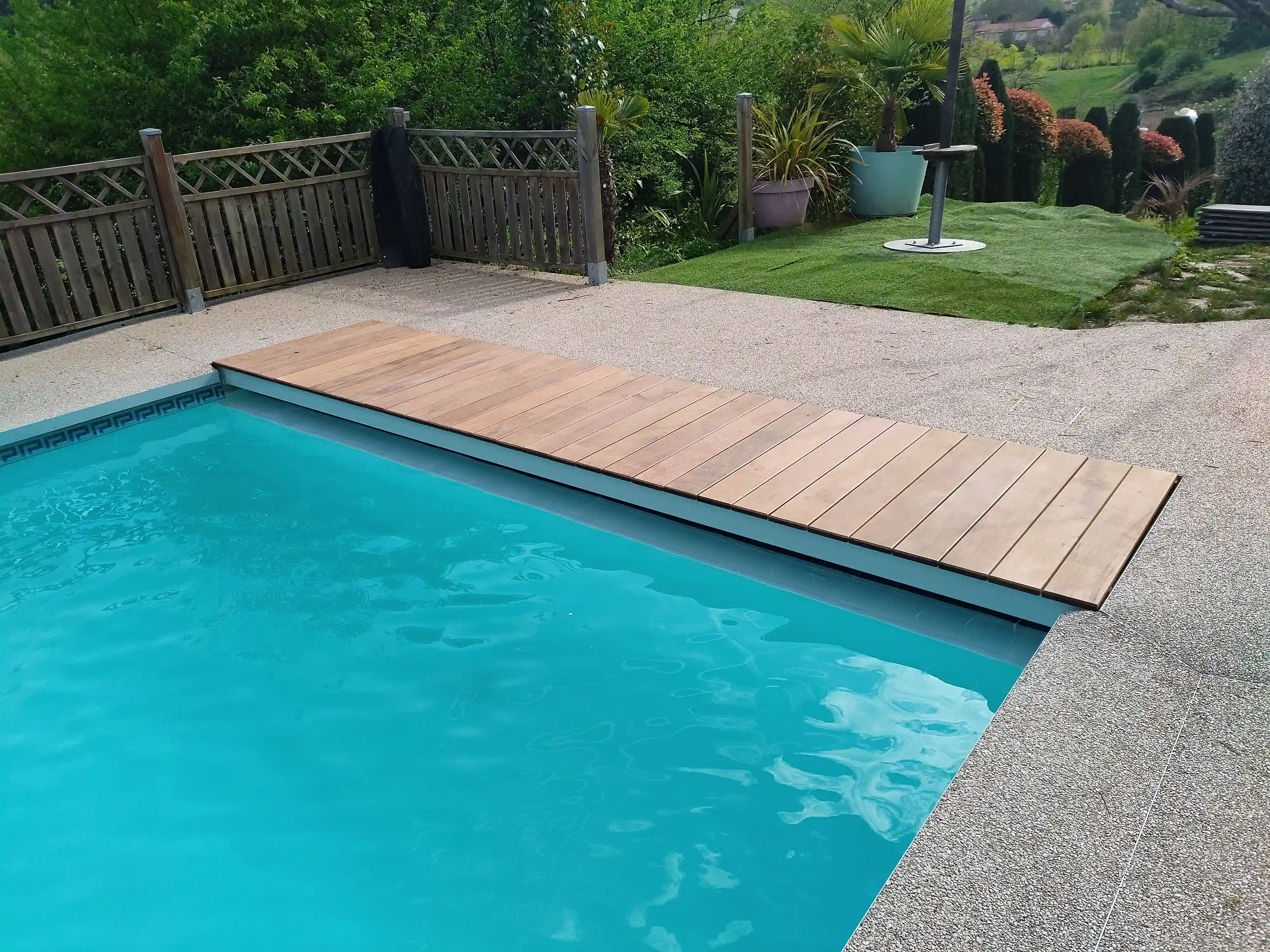 Détail technique d'une piscine à Châteauneuf-sur-Isère